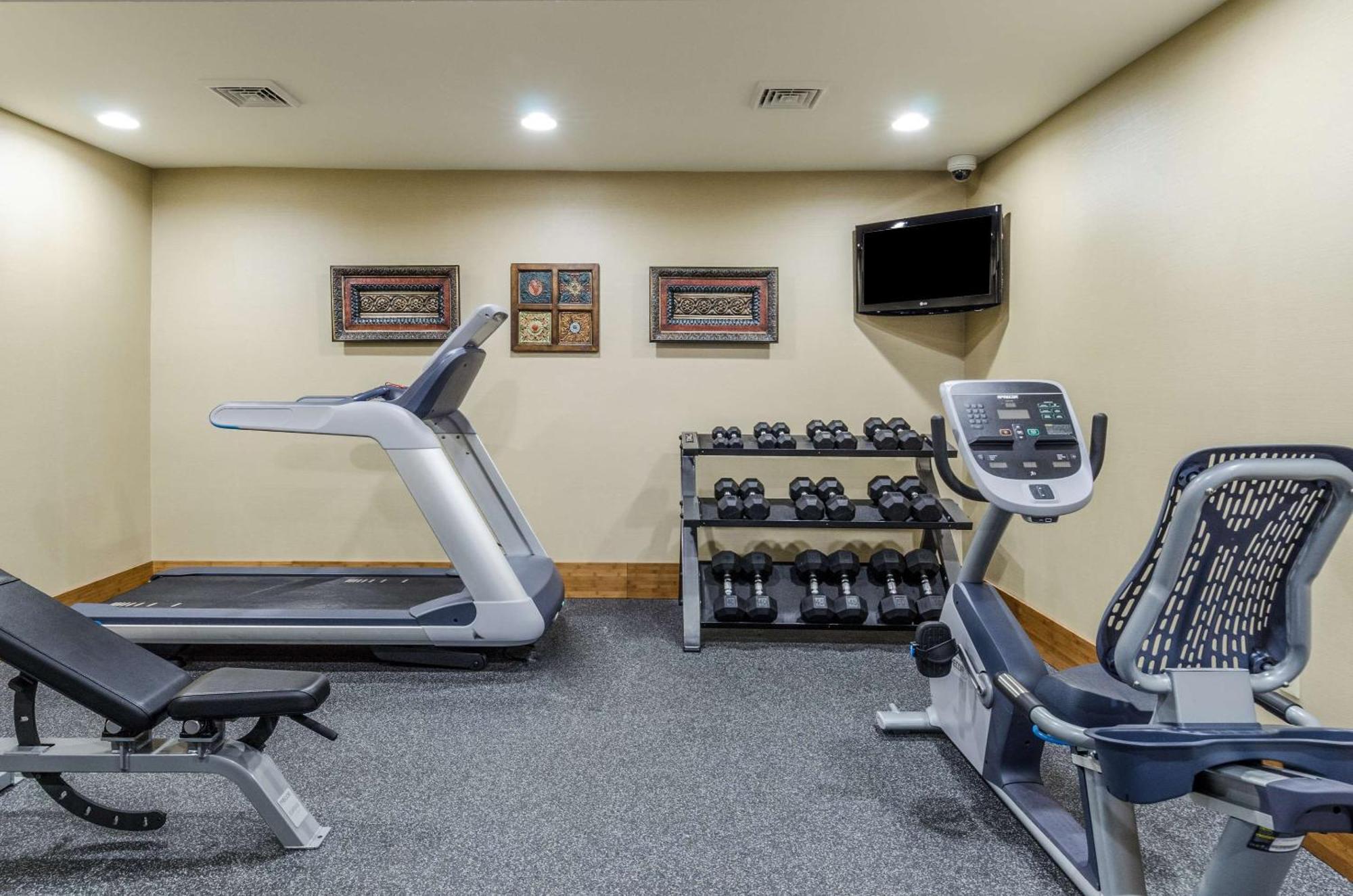 Hotel Comfort & West Springfield