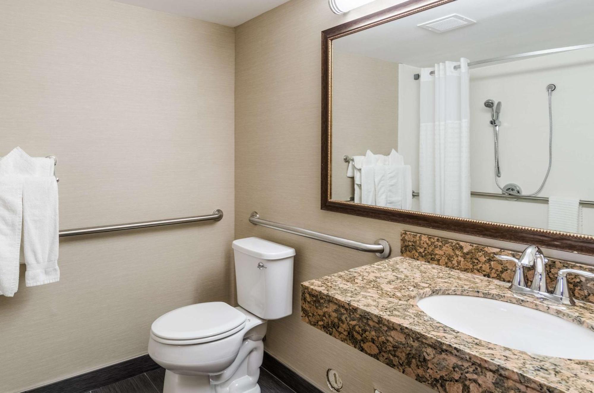 Comfort & 3* West Springfield