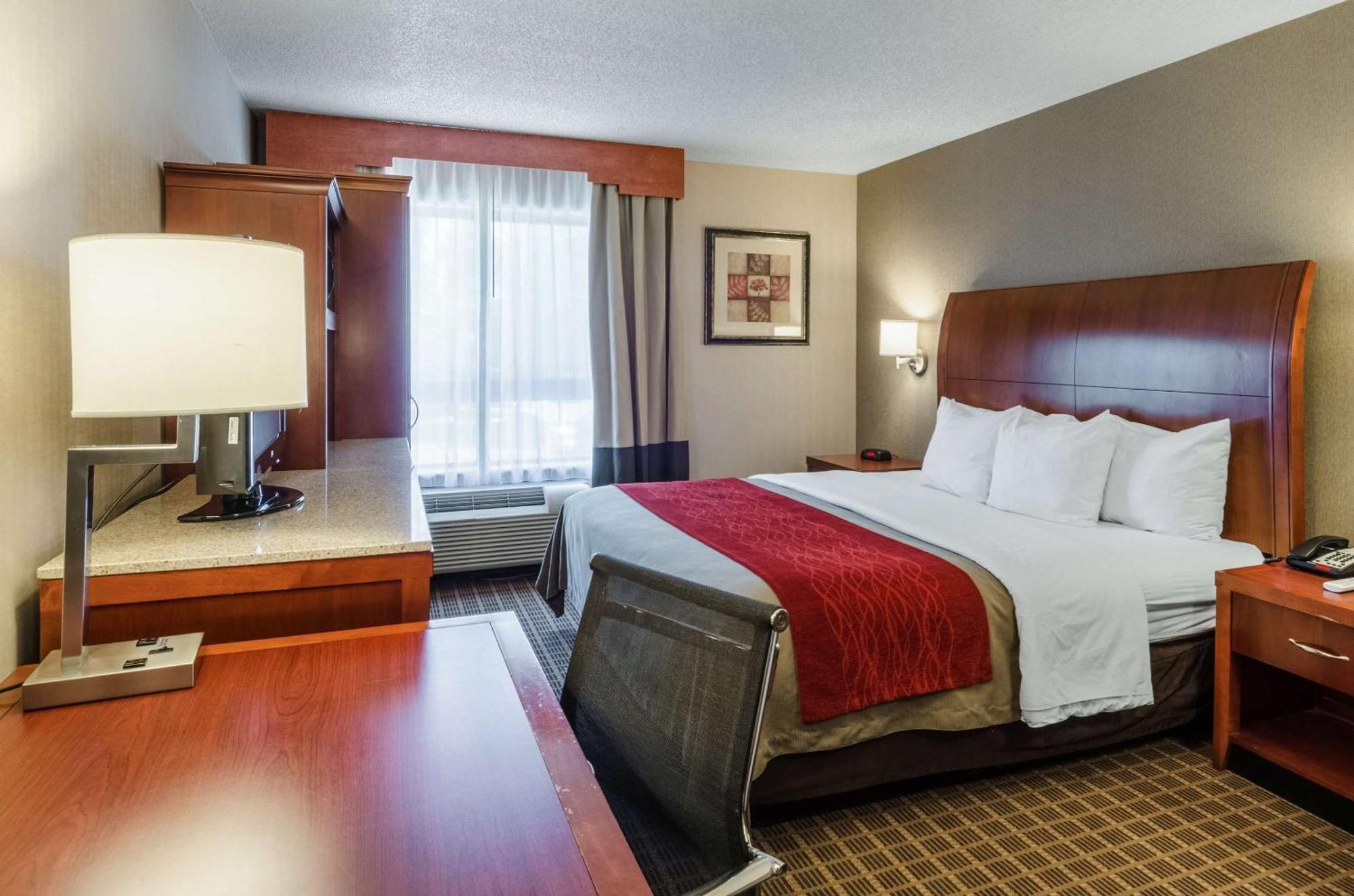 Hotel Comfort & West Springfield